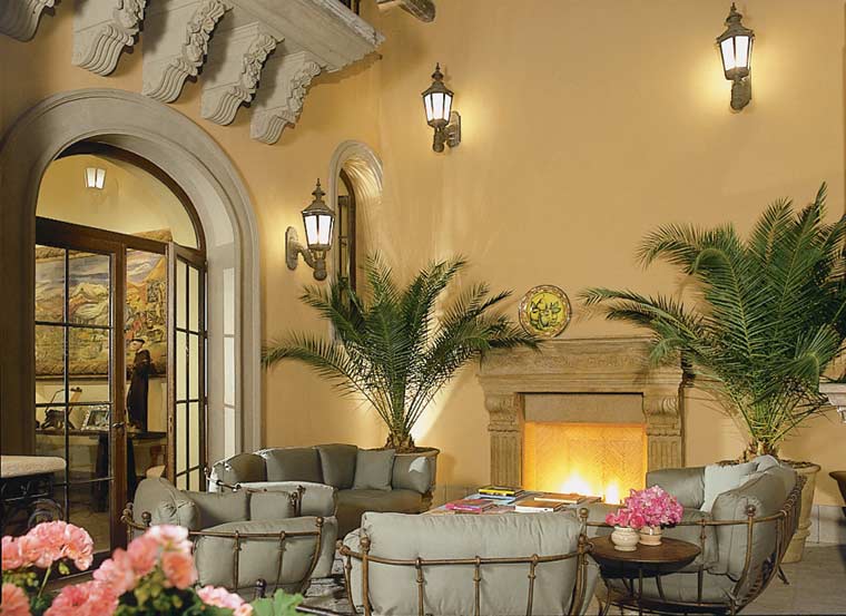 Casa Carino's outdoor living room